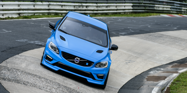 Among the 250 component changes made to the 'standard' Volvo models by Polestar, aerodynamic components made from carbon fiber have been added